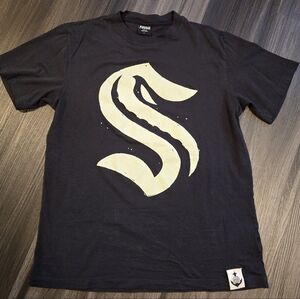 FILSON/ SEATTLE KRAKEN T-Shirt, Black, Women's Large